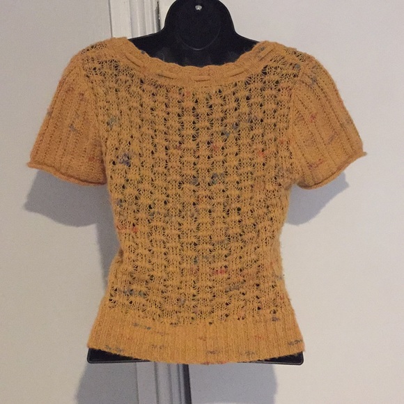 Cropped Sweater - Picture 2 of 2